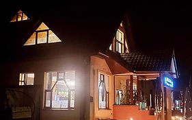 Noclegi Między Parkami